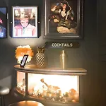 42 Is The Answer- Stunning York Townhouse Appearing On Tv Holiday Home Show