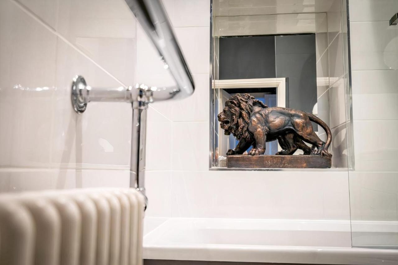 42 Is The Answer- Stunning Townhouse Appearing On Tv Show Casa vacanze *