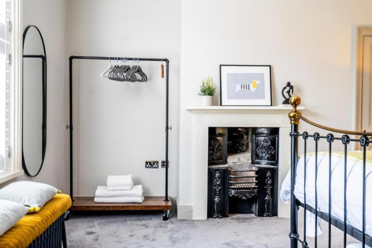 Casa vacanze 42 Is The Answer- Stunning Townhouse Appearing On Tv Show York